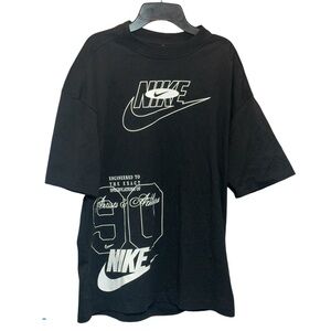 Nike Oversized Black Tee